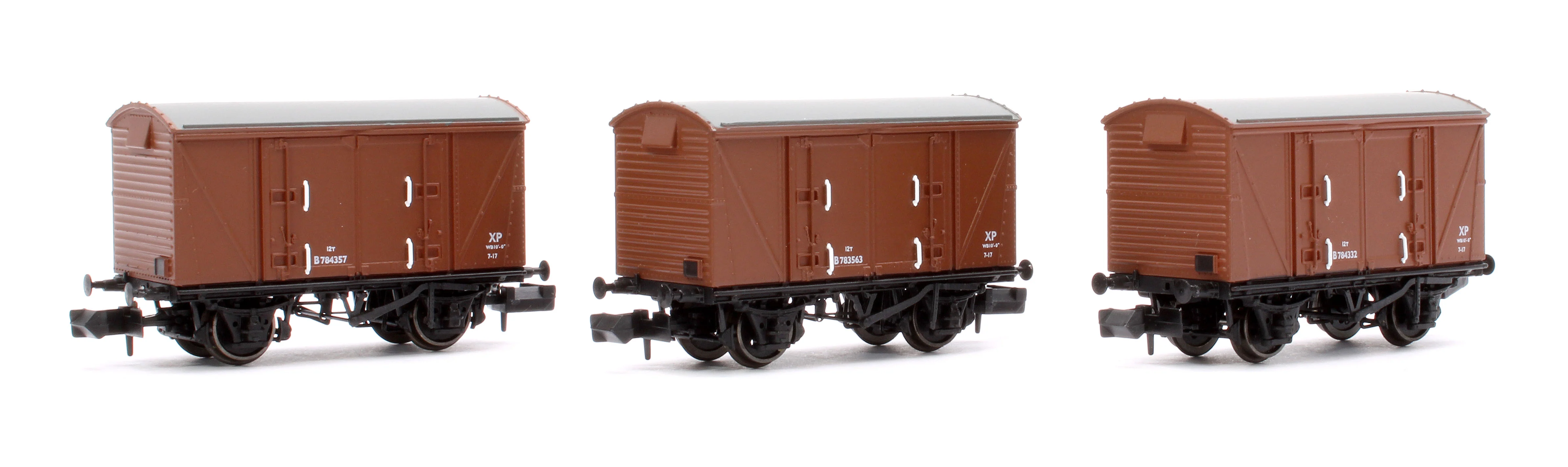 S2301-01 Set of 3 BR 12T Vanwide Ventilated Vans, BR Bauxite (Early)