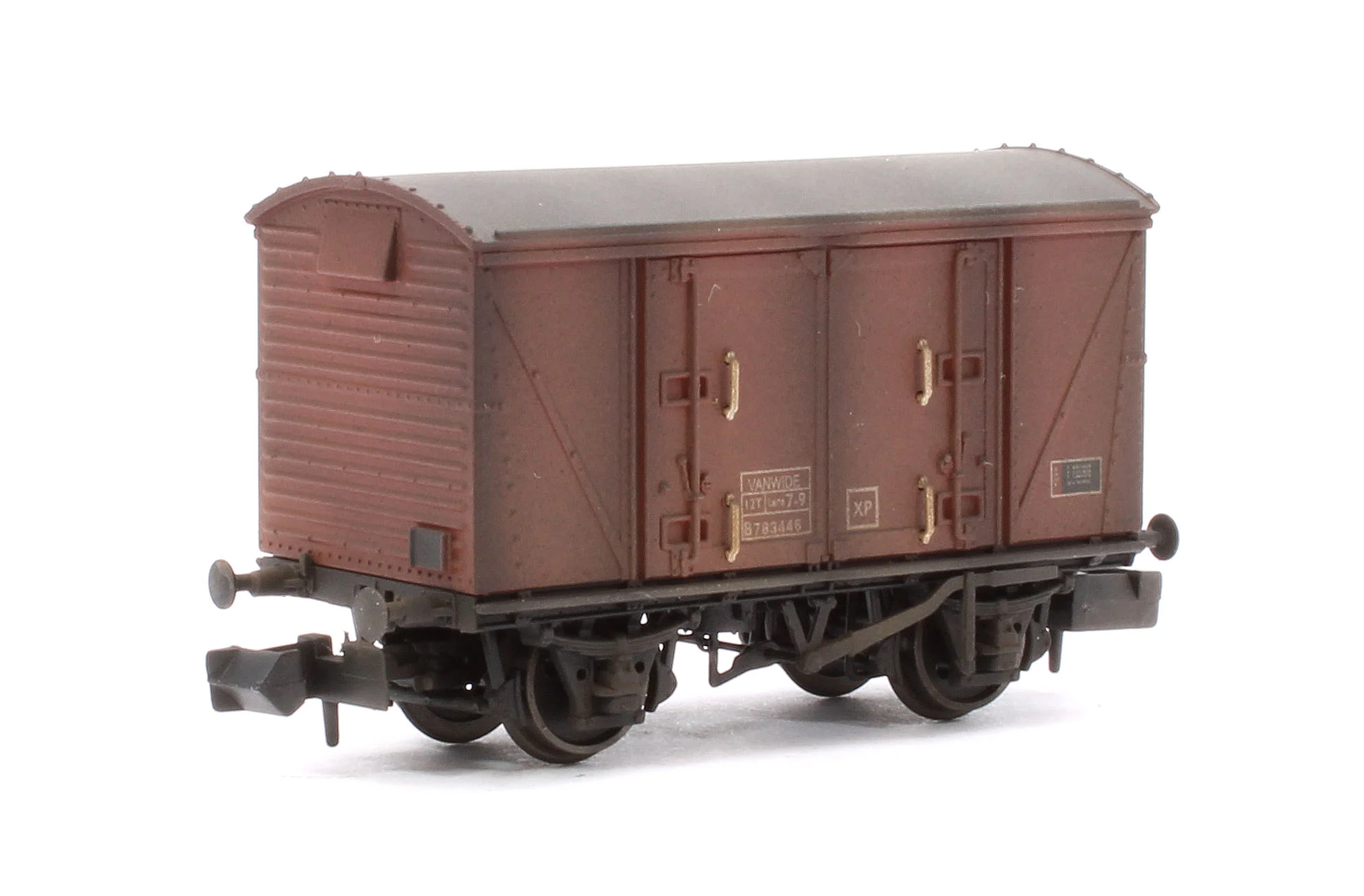S2301-03 Custom Weathered Set of 3 BR 12T Vanwide Ventilated Vans, BR Bauxite (Late) - Image 5