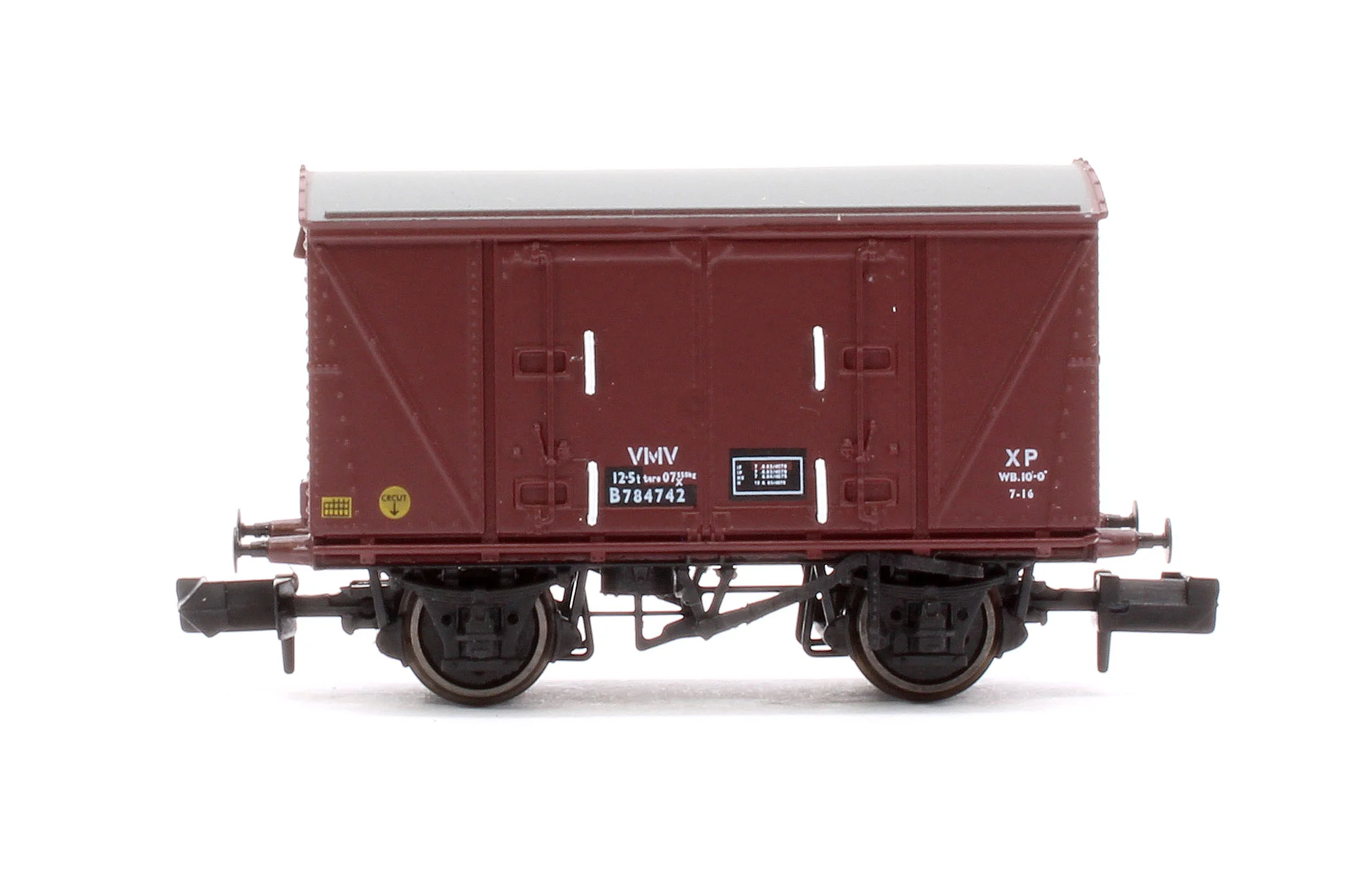 S2301-05 Set of 3 BR 12T Vanwide Ventilated Vans, BR Freight Brown VMV XP - Image 6
