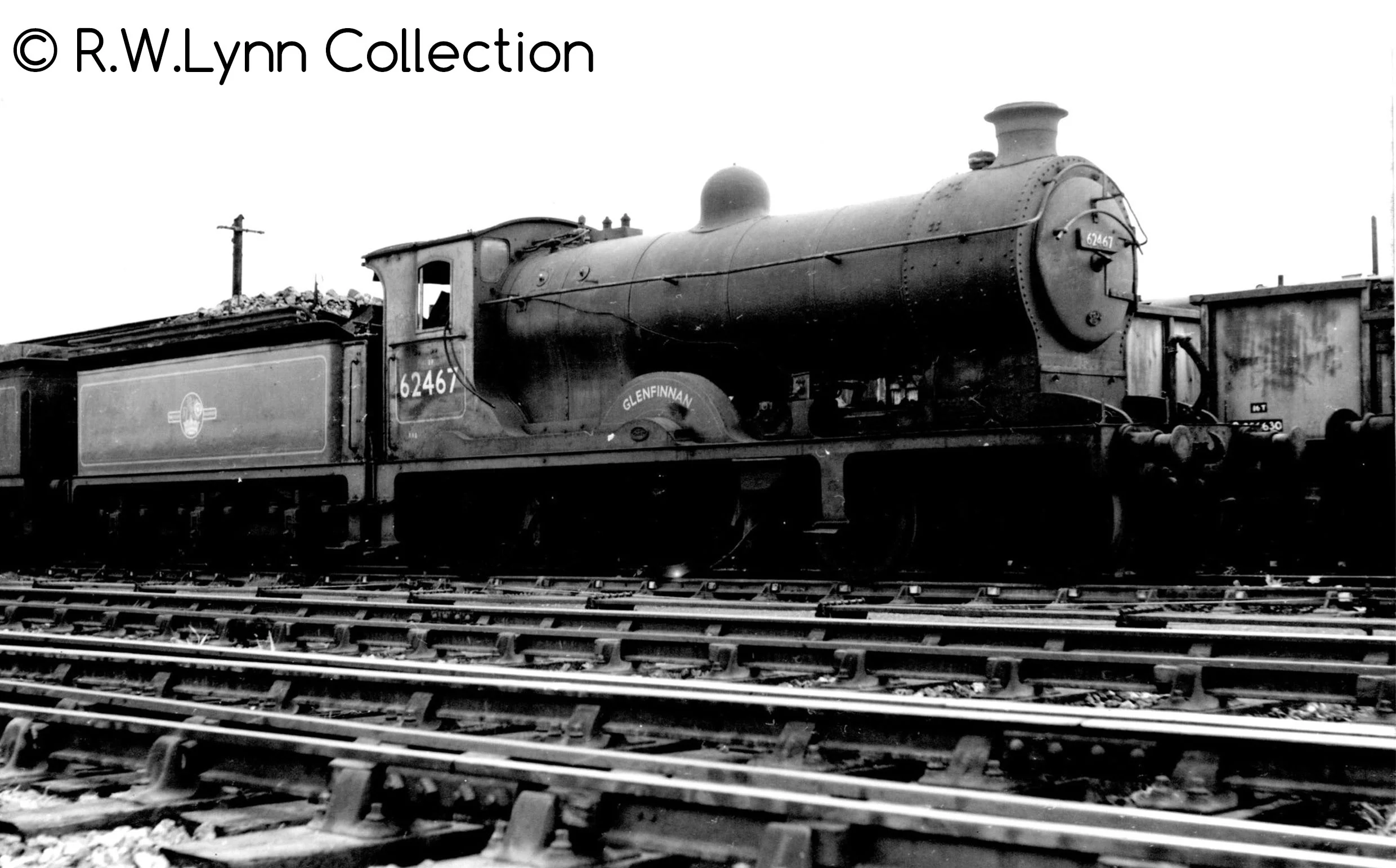 S4103-07 Class D34 ‘Glen’ 4-4-0 62467 “Glenfinnan” BR Lined Black Late Crest (1956-1960) Steam Locomotive - Image 9