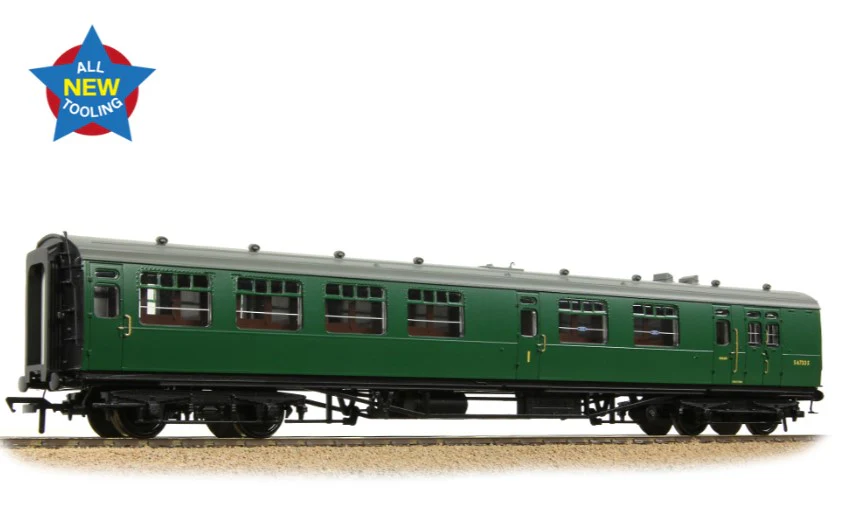 34-761 SR Bulleid Brake Composite Corridor 10" Vents BR (SR) Green No.S6733S