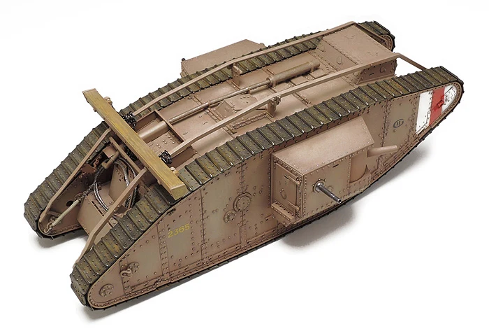 30057 1/35 Scale Motorized Tank Series No.57 WWI British Tank Mk.IV Male (w/Single Motor) Kit - Image 2