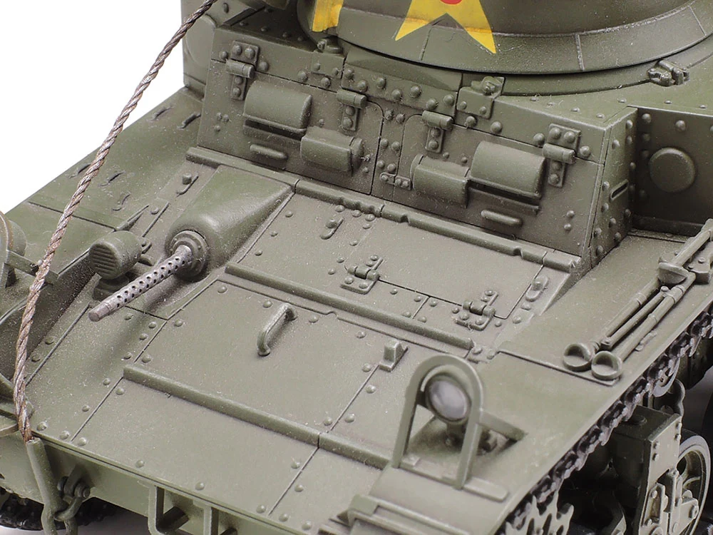 35360 1/35 Military Miniature Series No.360 U.S. Light Tank M3 Stuart Late Production Kit - Image 4