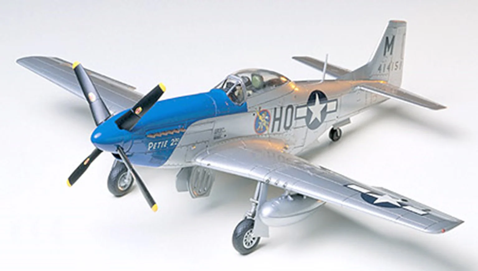 61040 1/48 Aircraft Series No.40 North American P-51D Mustang™ 8th Air Force Kit