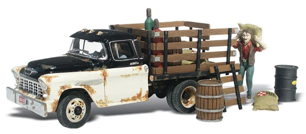 WAS5335 N Henry's Haulin'