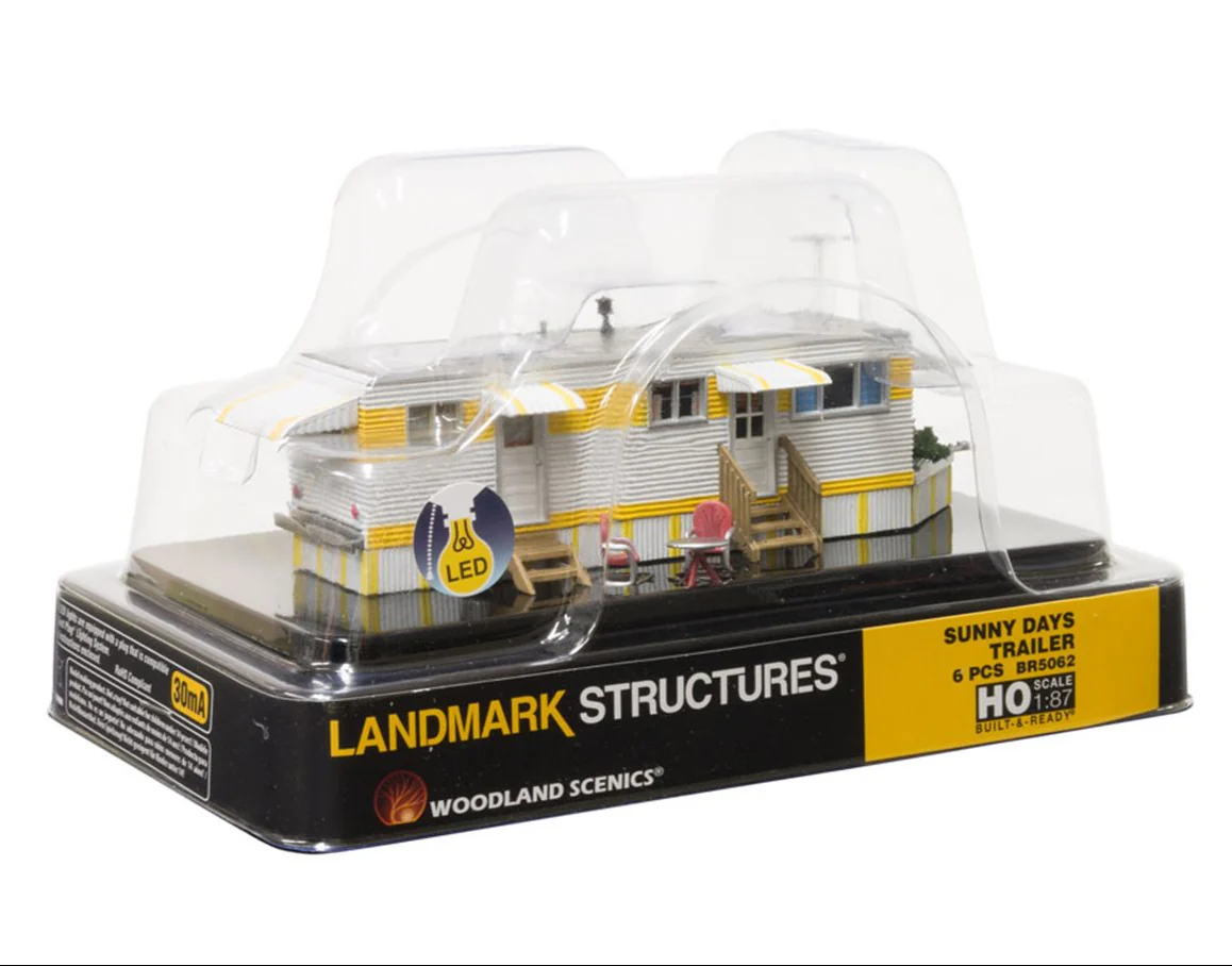 WBR5062 BR5062 Woodland Scenics - HO Scale Buildings - Sunny Days Trailer - Image 4