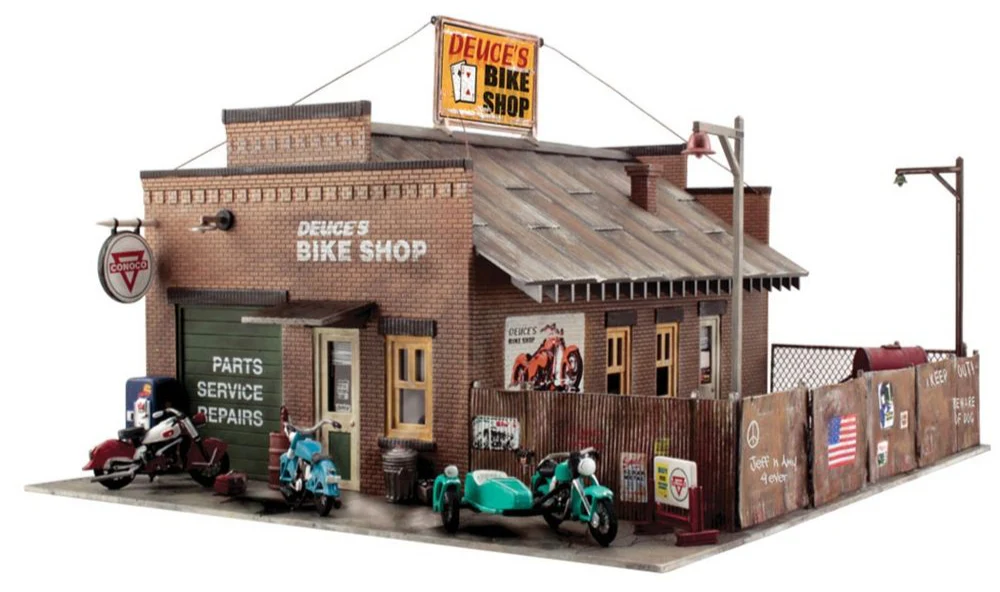 WPF5895 O Deuce's Bike Shop Model Kits