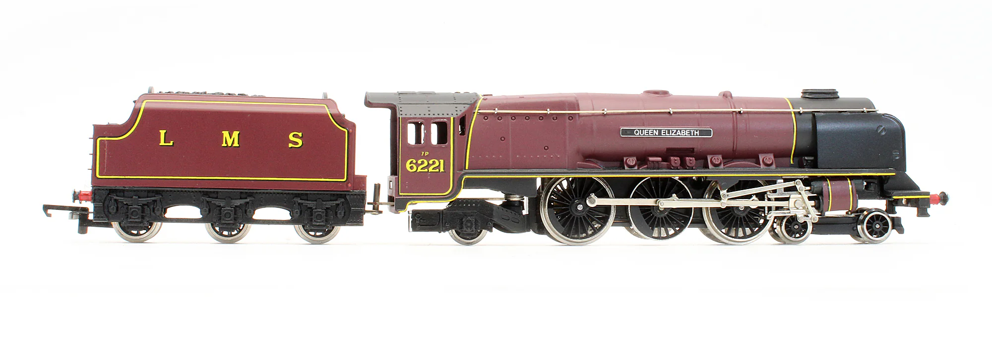 W2285 Pre-Owned LMS Maroon 4-6-2 'Queen Elizabeth' 6221 Steam Locomotive - Image 3